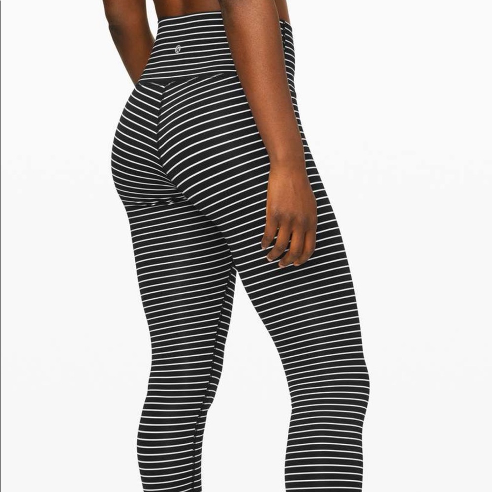 Wunder under luxtreme parallel stripes